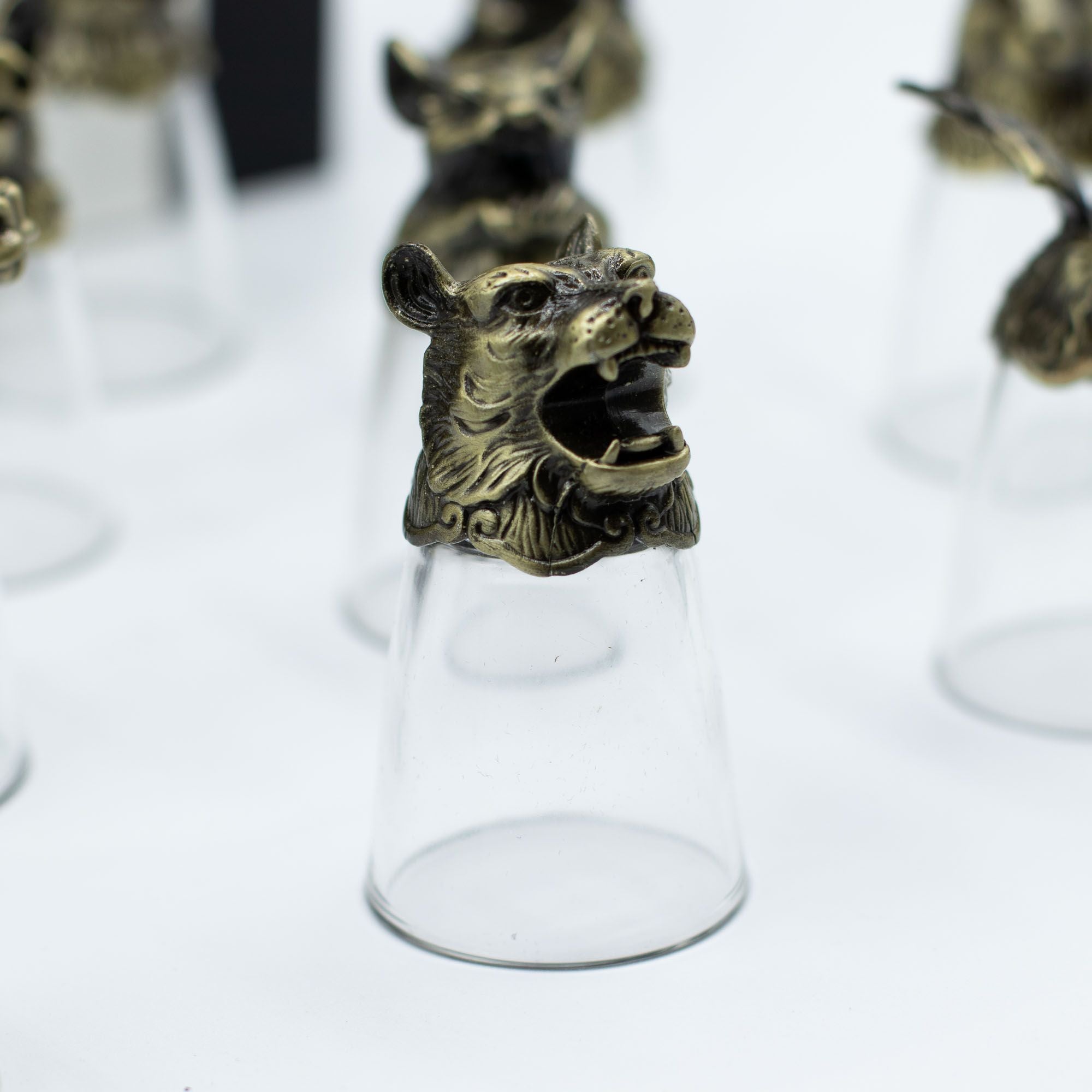 Vasos de chupito Bottom Up (25ml) - Bosque y Criaturas Místicas - Bronce Antiguo